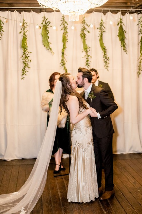 deb17252_0392-ZF-4920-75671-1-001-389